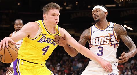 Phoenix Suns Reveal Starting Lineup vs Los Angeles Lakers.